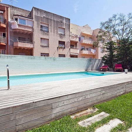 My Space Emirates - Splendid Apartment With Terrace And Pool Near Park Gueell برشلونة المظهر الخارجي الصورة